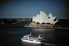 澳洲悉尼歌剧院旅游导游词范文